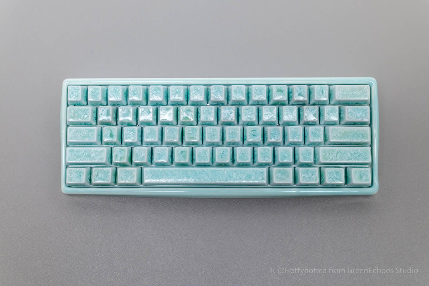 Cerakey Maris 60 HEレビュー｜セラミック筐体を採用した磁気式
