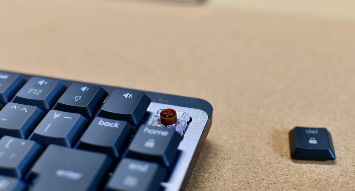 Logitech MX MECHANICAL MINI 8