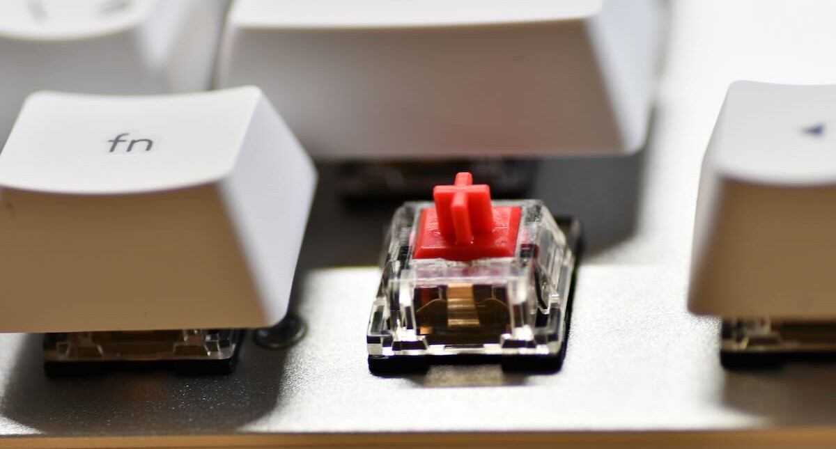 Logicool SIGNATURE K855OW/GR/BG/RO テンキーレスメカニカルキーボード 3