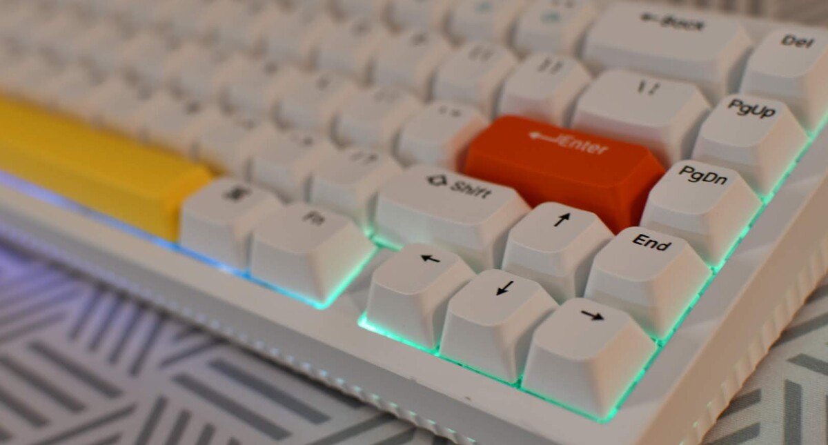 NuPhy Halo65レビュー!極上の打鍵感が魅力の65%レイアウトキーボード 29 Nuphy Halo 65-lighting