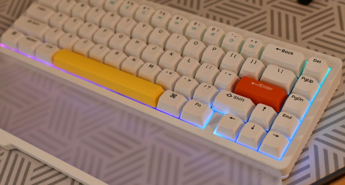 NuPhy Halo65レビュー!極上の打鍵感が魅力の65%レイアウトキーボード 27 Nuphy Halo 65-lighting
