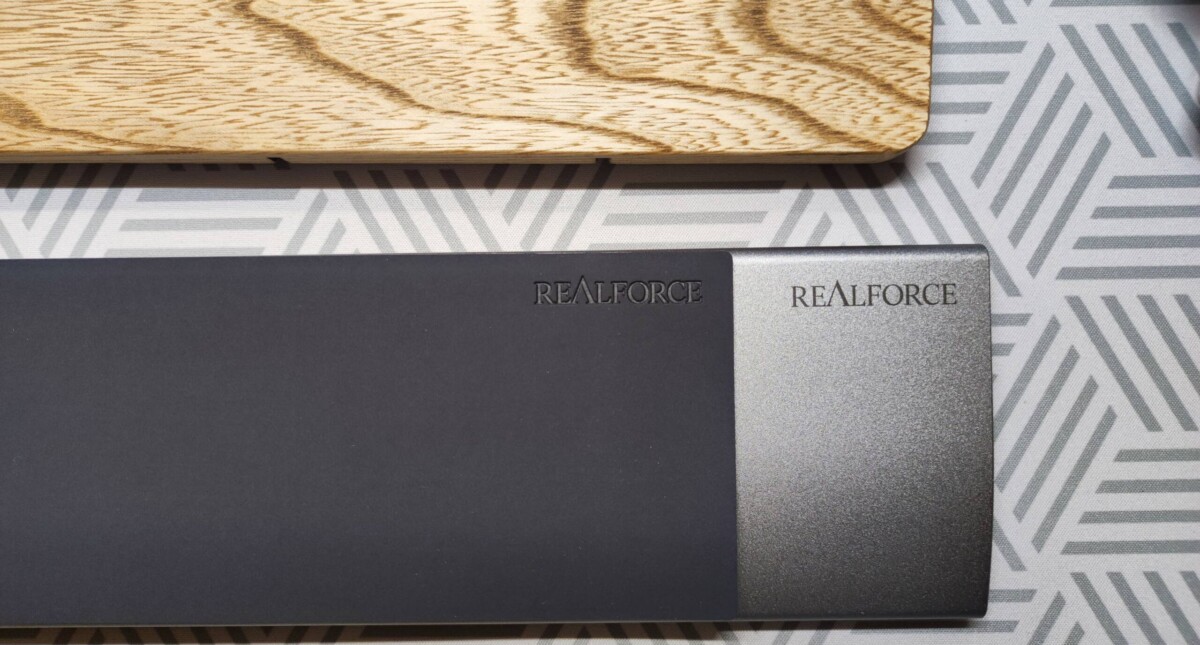 Topre "REALFORCE Aluminum Wrist Rest" review, available in two sizes for R3/R3S 42