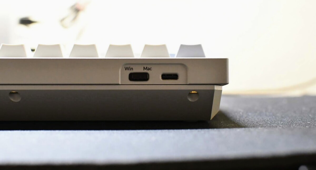 Keychron Q60 QMK Custom Mechanical Keyboard 4