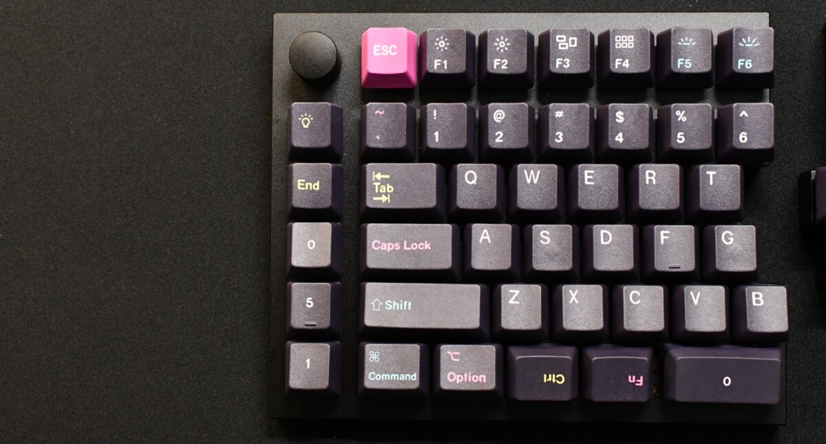 Keychron Q11, Keychron's first left-right split keyboard, is now available. 33