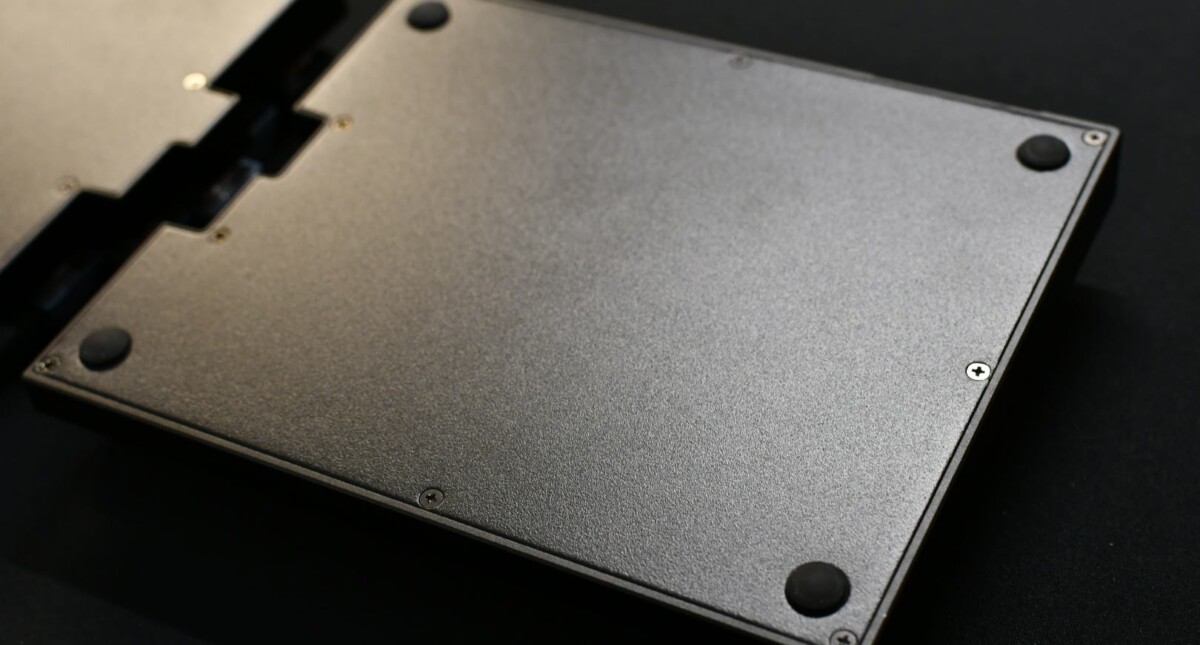 Keychron Q11, Keychron's first left-right split keyboard, is now available. 58