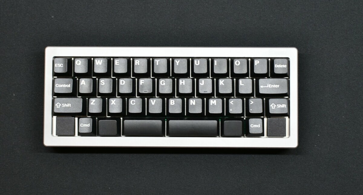 Darakuneko Poseidon case compatible Trident40 26