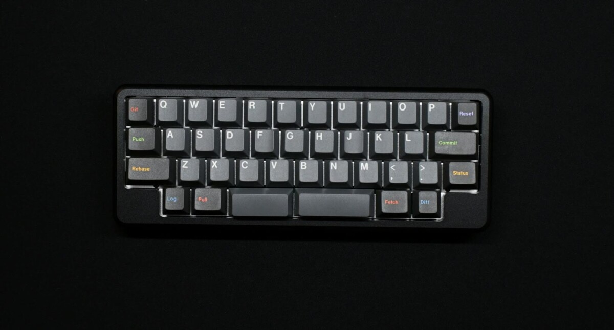 Darakuneko Poseidonケース互換 Trident40 20