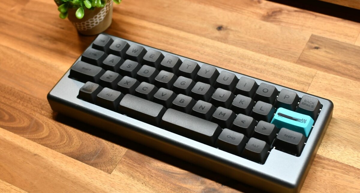 Darakuneko Poseidon case compatible Trident40 40