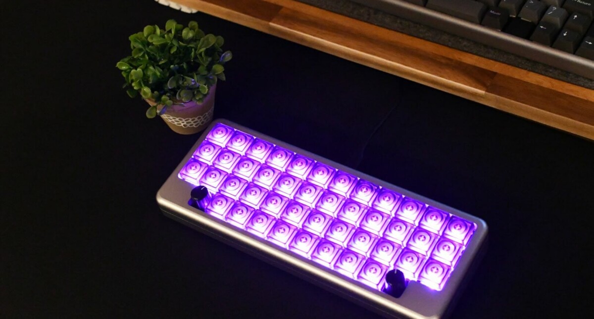 Darakuneko Poseidonケース互換 Trident44 14